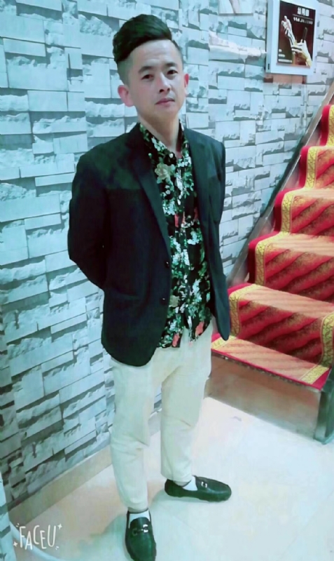 男人三十而立的第一张照片--连江相亲服务中心