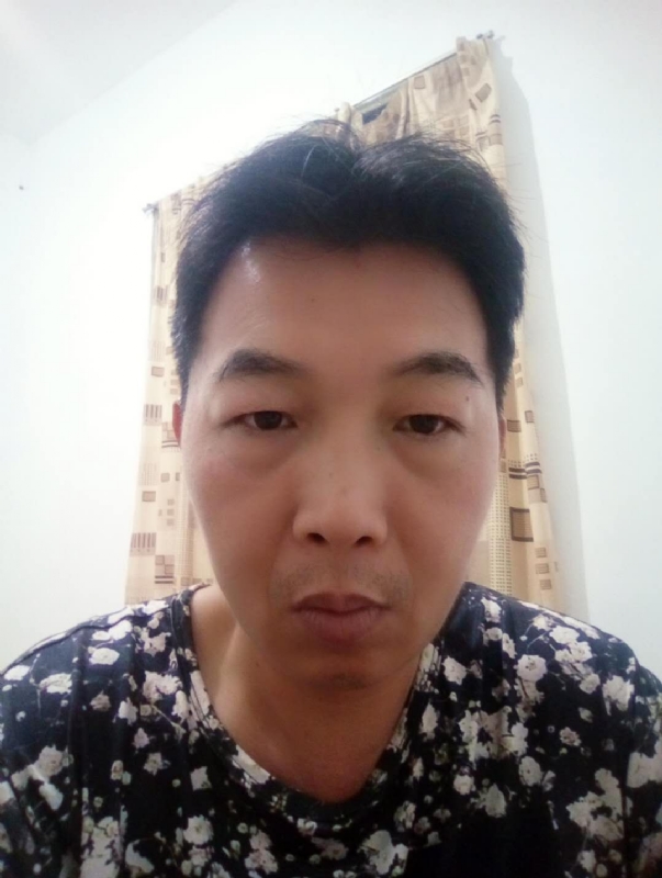 繁华哀伤的第一张照片--连江相亲服务中心
