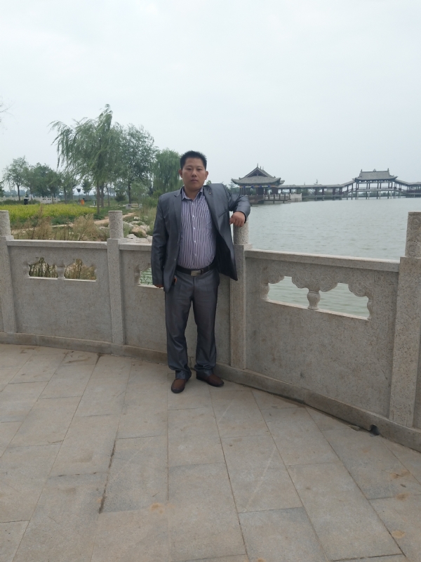 寻找爱的第一张照片--连江相亲服务中心