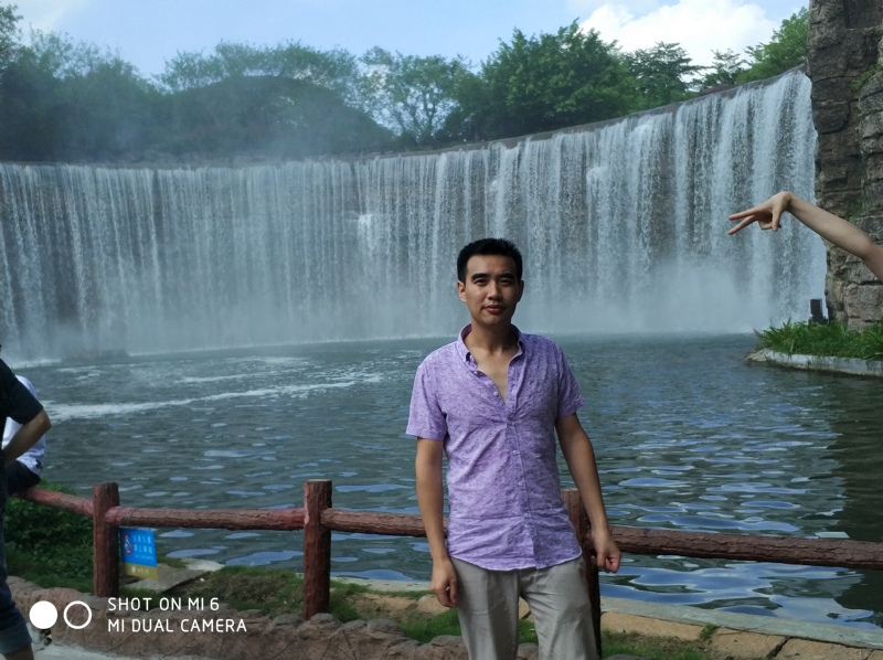 追梦人的第一张照片--连江相亲服务中心