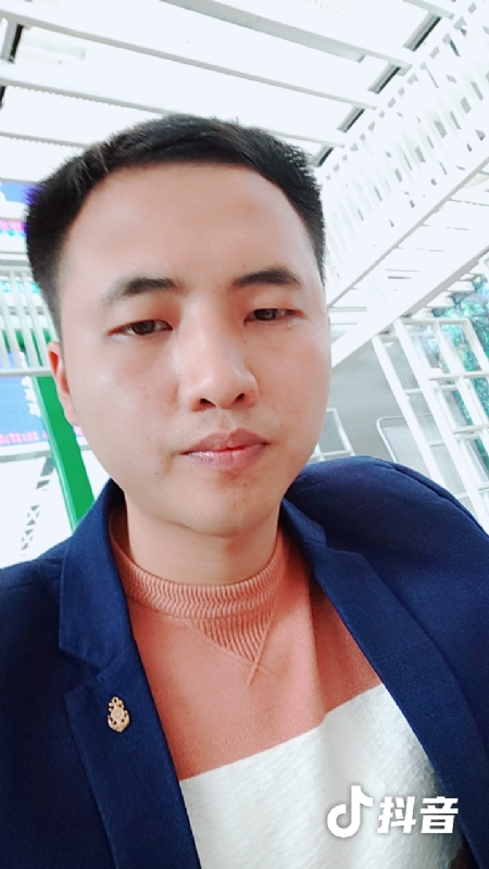 佳鑫的第一张照片--连江相亲服务中心