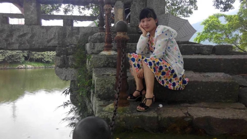 女子悠然的第一张照片--连江相亲服务中心