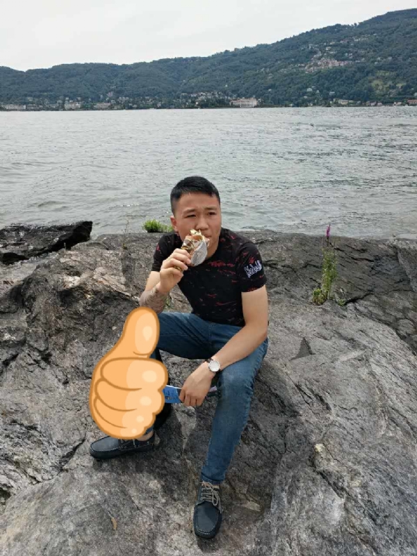 绚烂背后的平淡的第一张照片--连江相亲服务中心