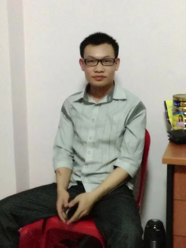 坚强不屈的第一张照片--连江相亲服务中心