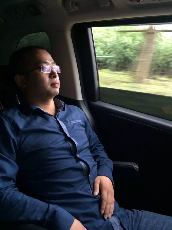 世界那么大的第三张照片--连江相亲服务中心