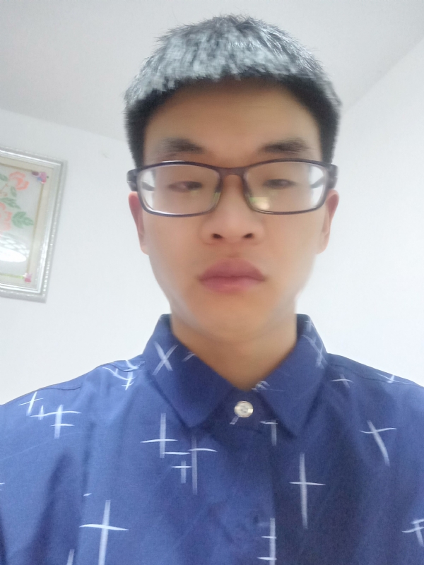 搬砖小伙的第一张照片--连江相亲服务中心