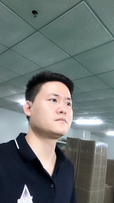 伟的第一张照片--连江相亲服务中心
