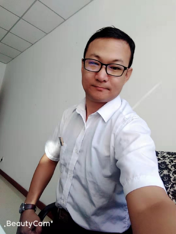 小飞的第一张照片--连江相亲服务中心