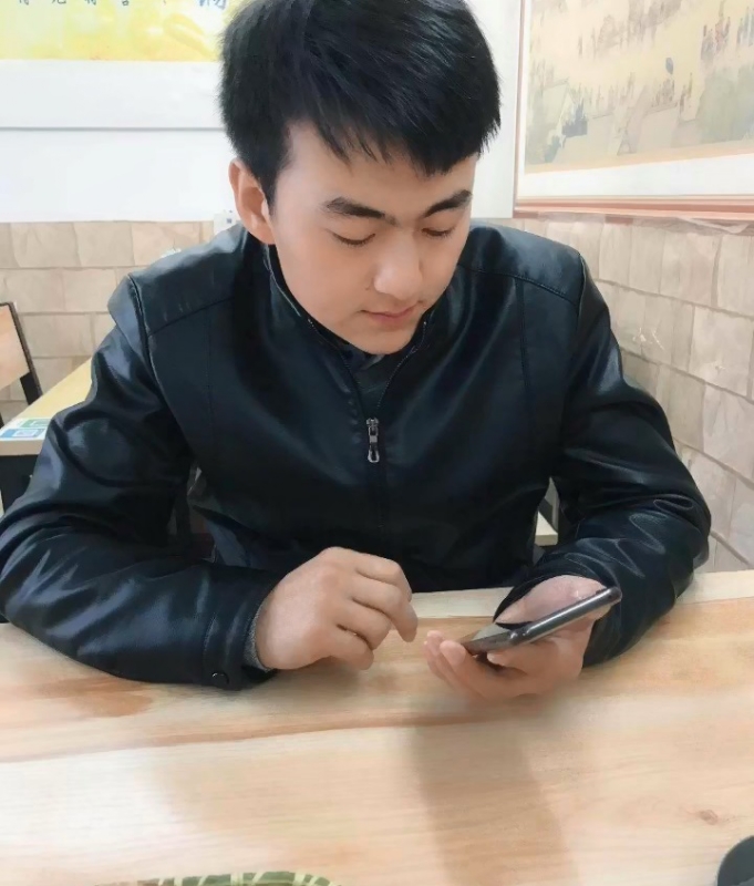 凯哥大魔王的第一张照片--连江相亲服务中心