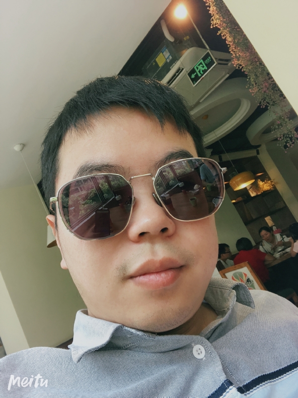 月台等路人的第一张照片--连江相亲服务中心