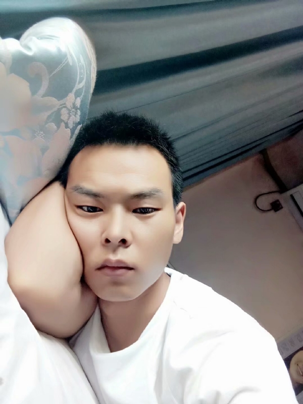 琪子心的第一张照片--连江相亲服务中心