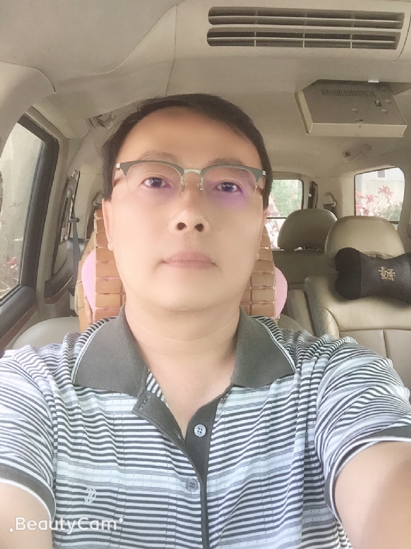 棄天帝的第一张照片--连江相亲服务中心