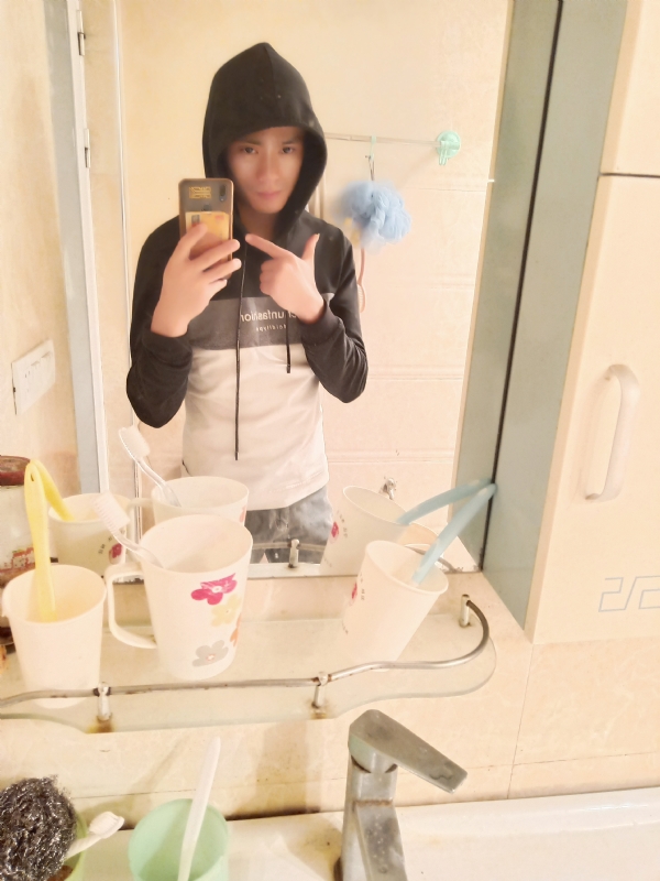 时间让我变傻的第一张照片--连江相亲服务中心