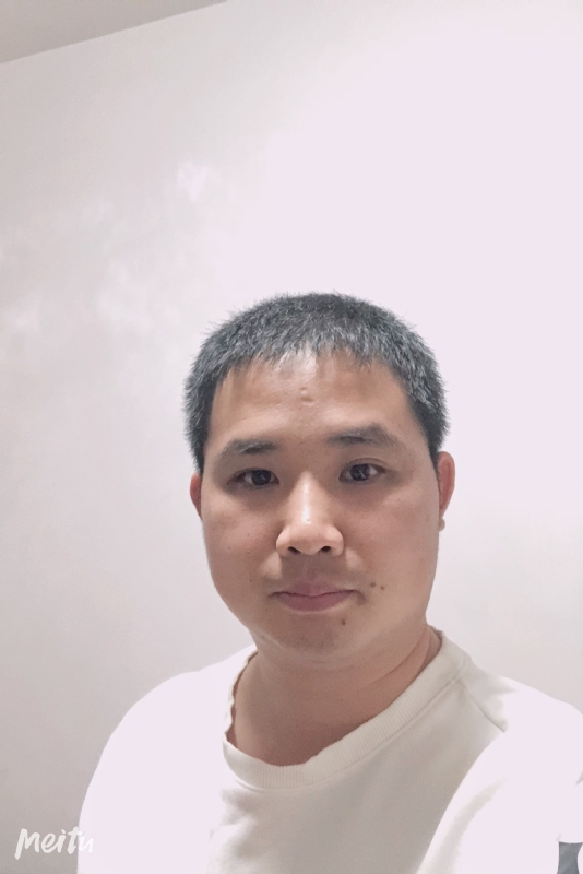小梁的第一张照片--连江相亲服务中心