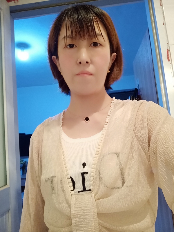芬儿的第一张照片--连江相亲服务中心