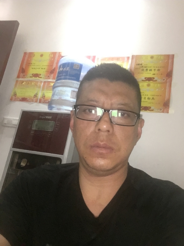 牵手的第二张照片--连江相亲服务中心