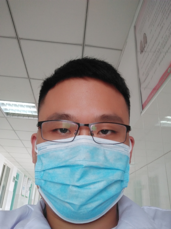 风轻云淡的第一张照片--连江相亲服务中心