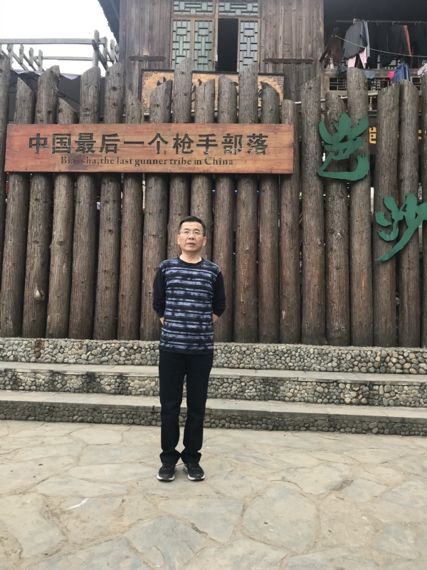 屯里的富豪的第一张照片--连江相亲服务中心