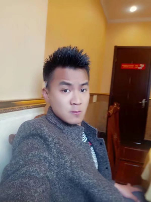 只为等你的第三张照片--连江相亲服务中心