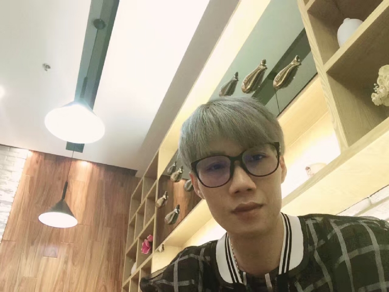 黄峰的第二张照片--连江相亲服务中心