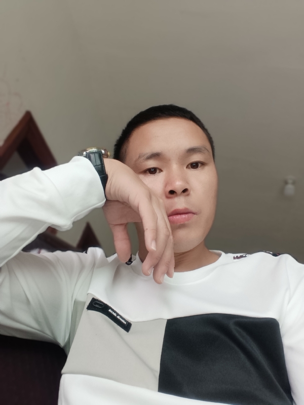 冷漠的第一张照片--连江相亲服务中心