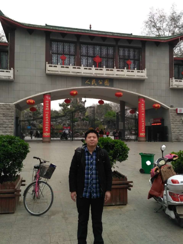 在奋斗的第四张照片--连江相亲服务中心
