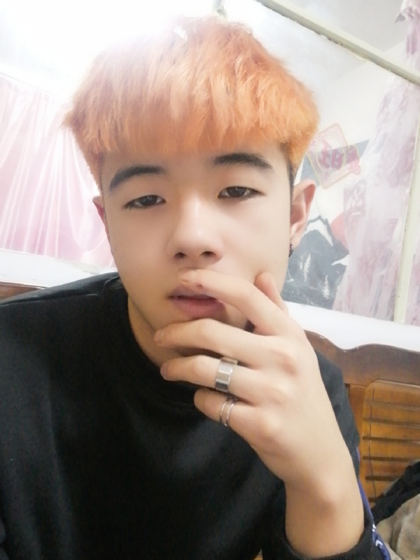钟宇诗的第一张照片--连江相亲服务中心