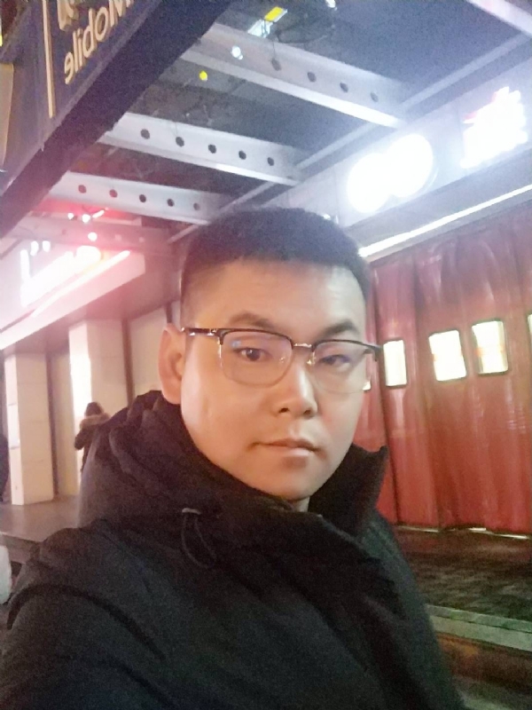 杜跃龙的第二张照片--连江相亲服务中心