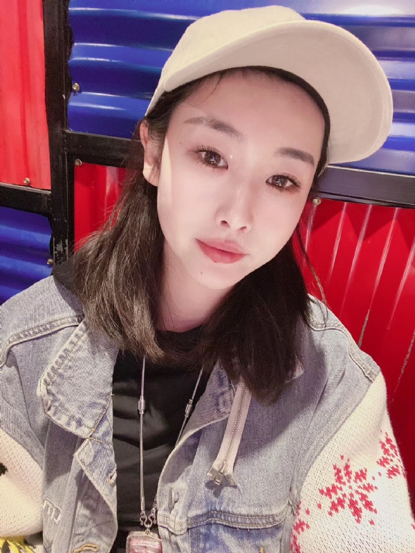 玲珑的第一张照片--连江相亲服务中心