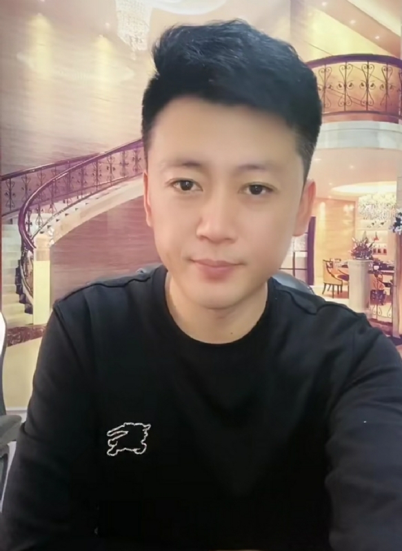 屋顶拾荒人的第三张照片--连江相亲服务中心