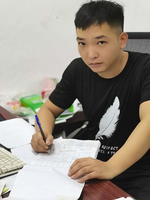 寻找另一伴的第一张照片--连江相亲服务中心