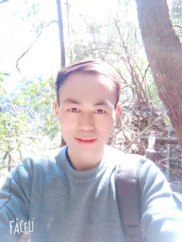 阿龙的第一张照片--连江相亲服务中心