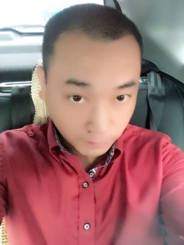 在一个路口等的第一张照片--连江相亲服务中心