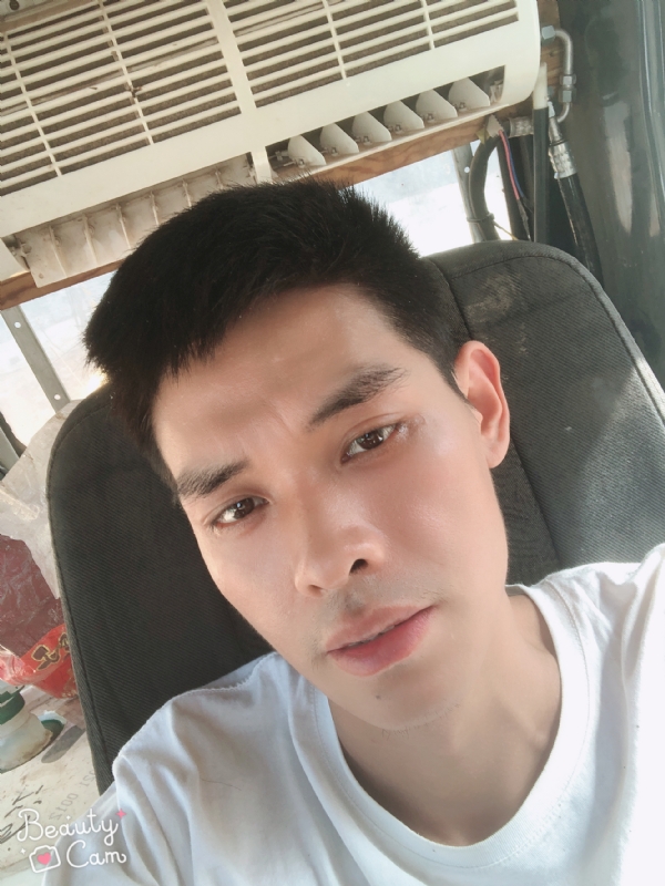 小董的第一张照片--连江相亲服务中心