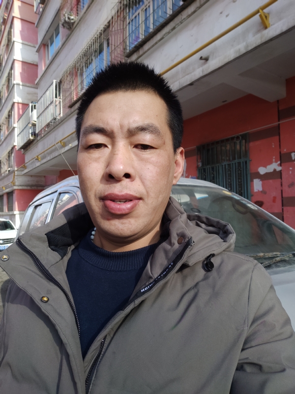 华哥的第二张照片--连江相亲服务中心