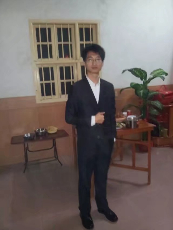 潇湘剑雨的第一张照片--连江相亲服务中心