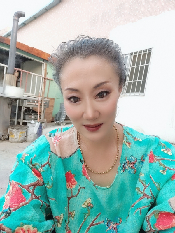 燕子的第三张照片--连江相亲服务中心