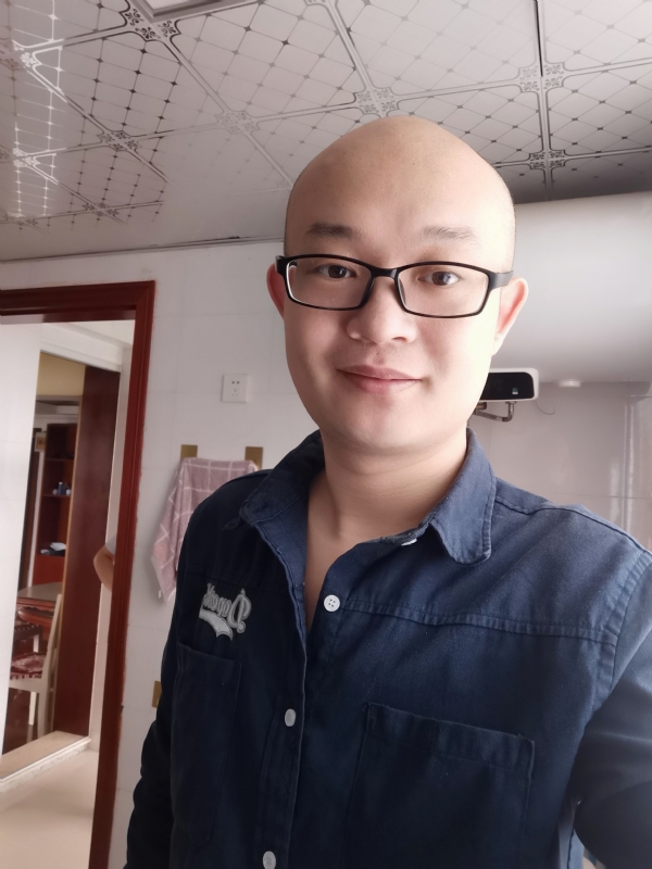 凝望远方的第一张照片--连江相亲服务中心