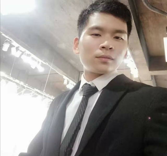 凌晨三点三分的第三张照片--连江相亲服务中心