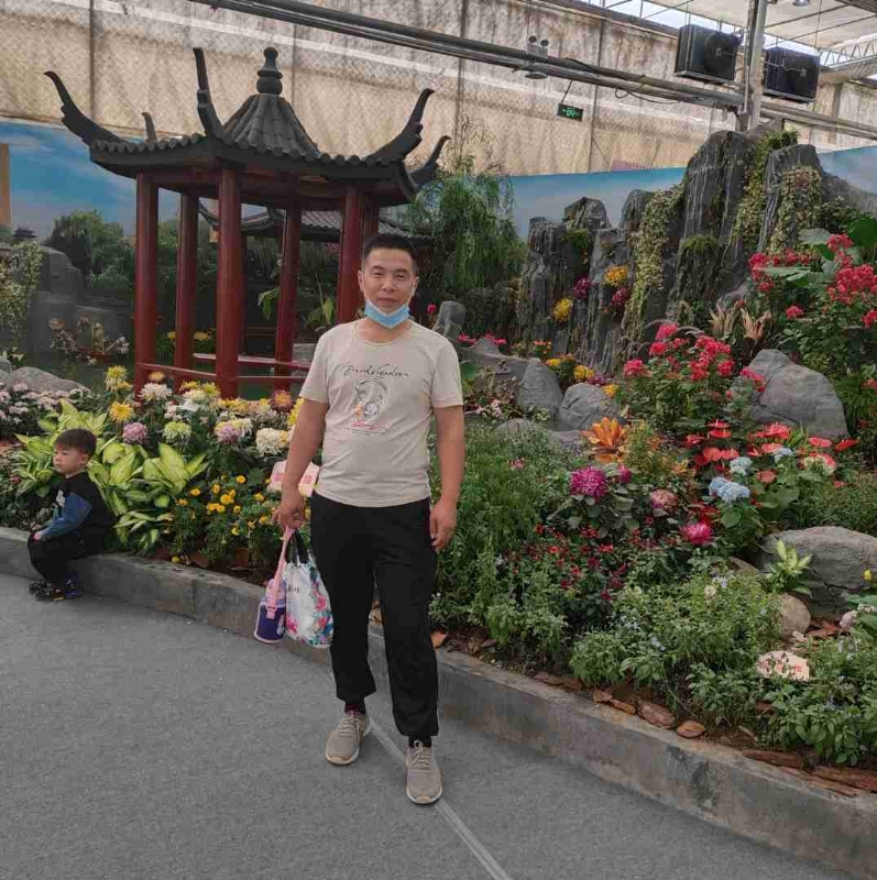 受伤的痴情男的第一张照片--连江相亲服务中心