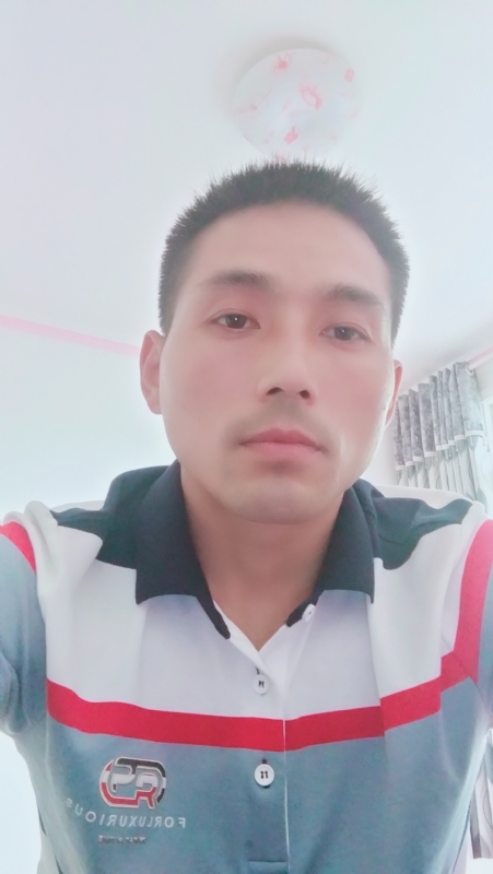 染红尘世的第一张照片--连江相亲服务中心