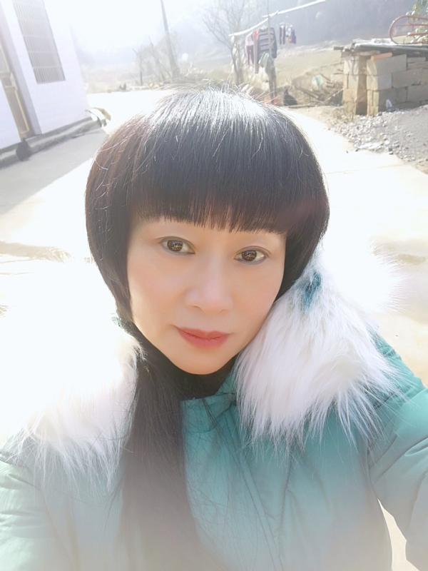 金鱼儿的第一张照片--连江相亲服务中心