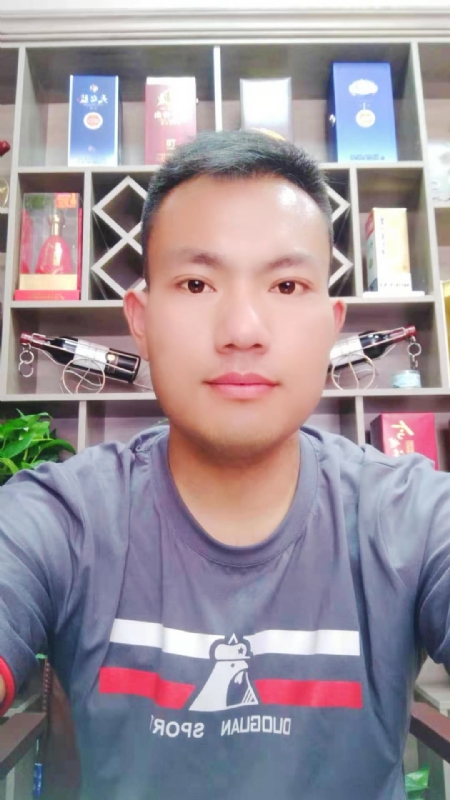 钱乾的第一张照片--连江相亲服务中心