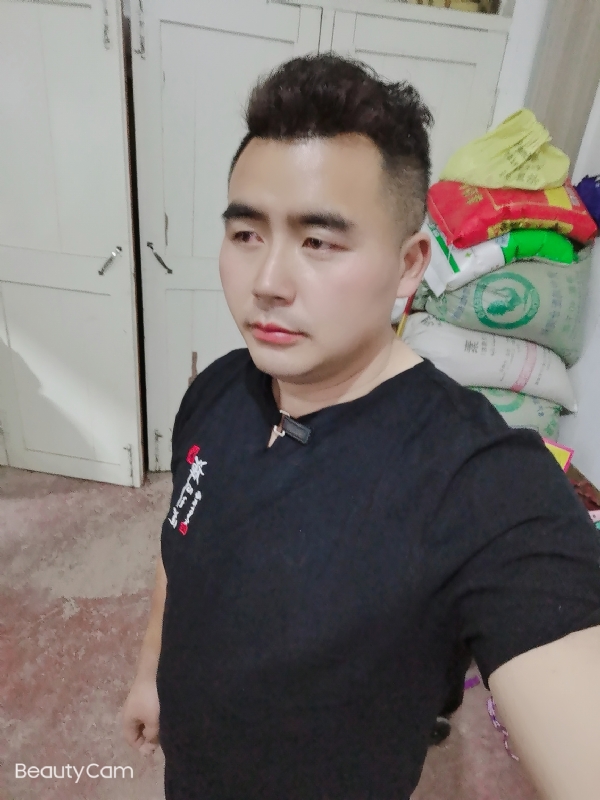 阿杰的第一张照片--连江相亲服务中心