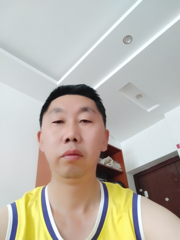 写尽半生纸上酸的第一张照片--连江相亲服务中心