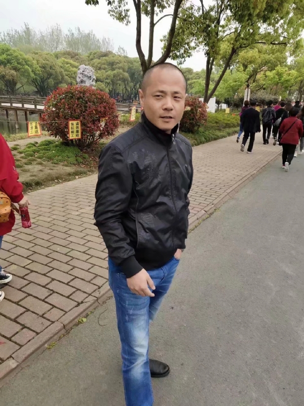 傻子的第一张照片--连江相亲服务中心