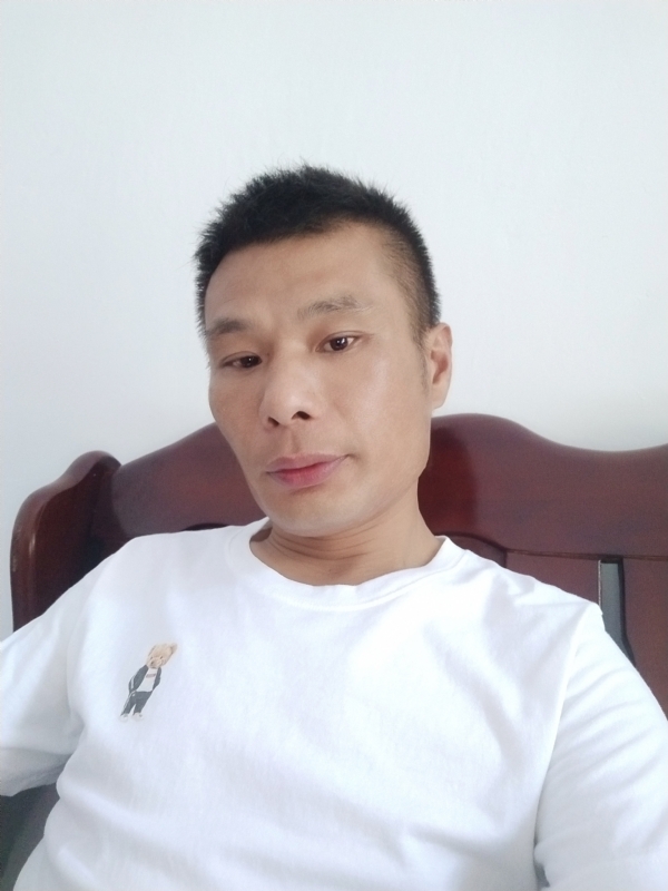 年少轻狂的第一张照片--连江相亲服务中心