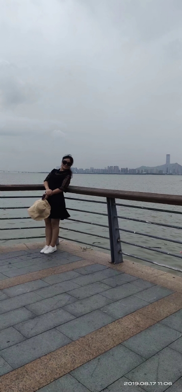 清秋的第一张照片--连江相亲服务中心