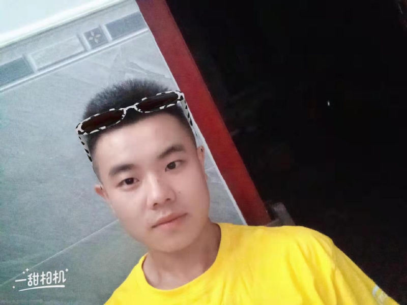 建国90周年的学渣的第一张照片--连江相亲服务中心