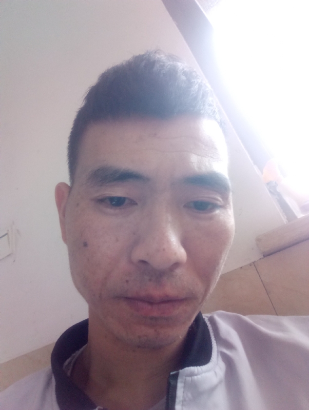 想你的夜的第一张照片--连江相亲服务中心
